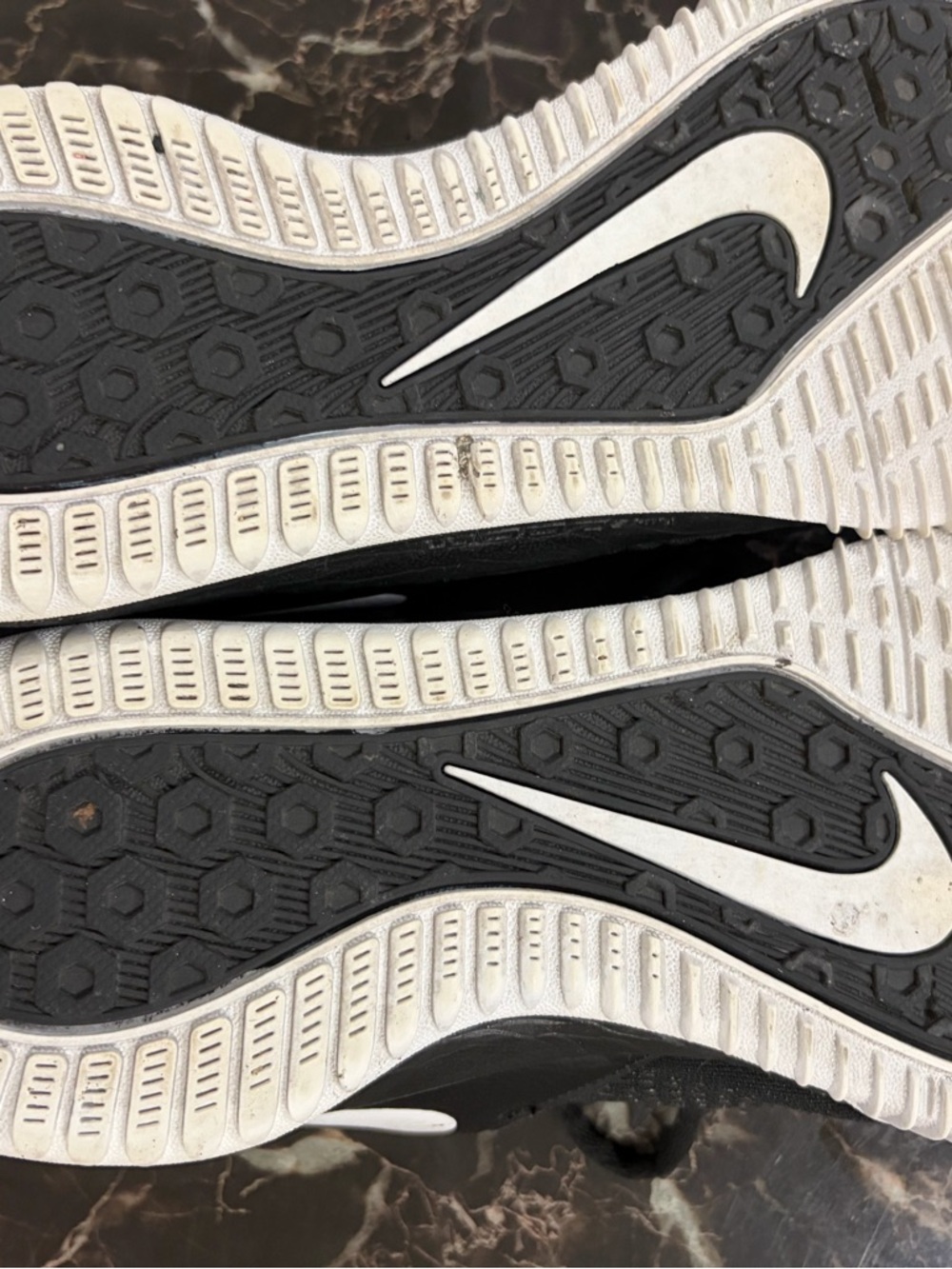 Nike Black and White Trainer Sneakers - Picture 6 of 6